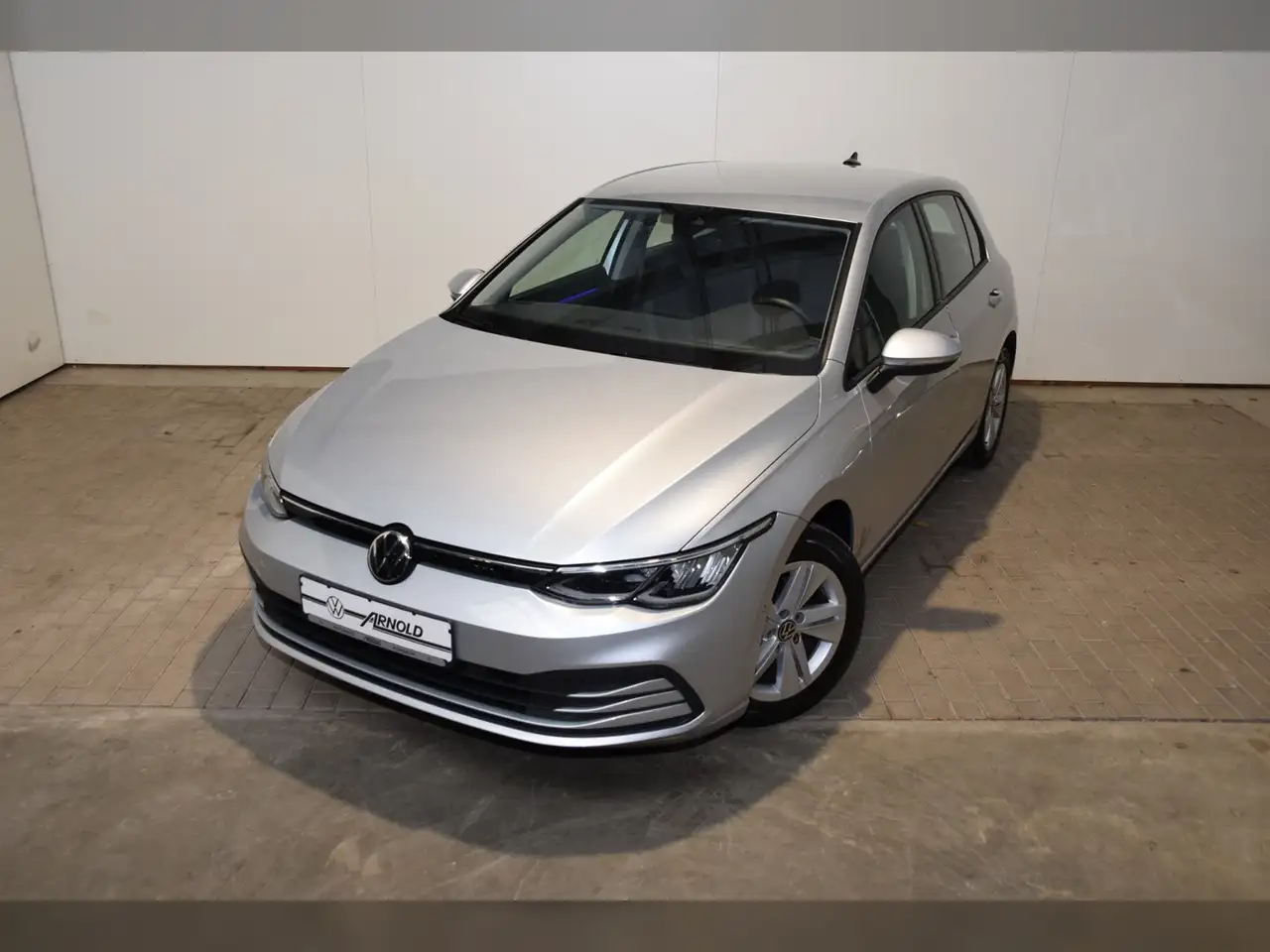Volkswagen Golf VIII TSI Life LED - Navi 2