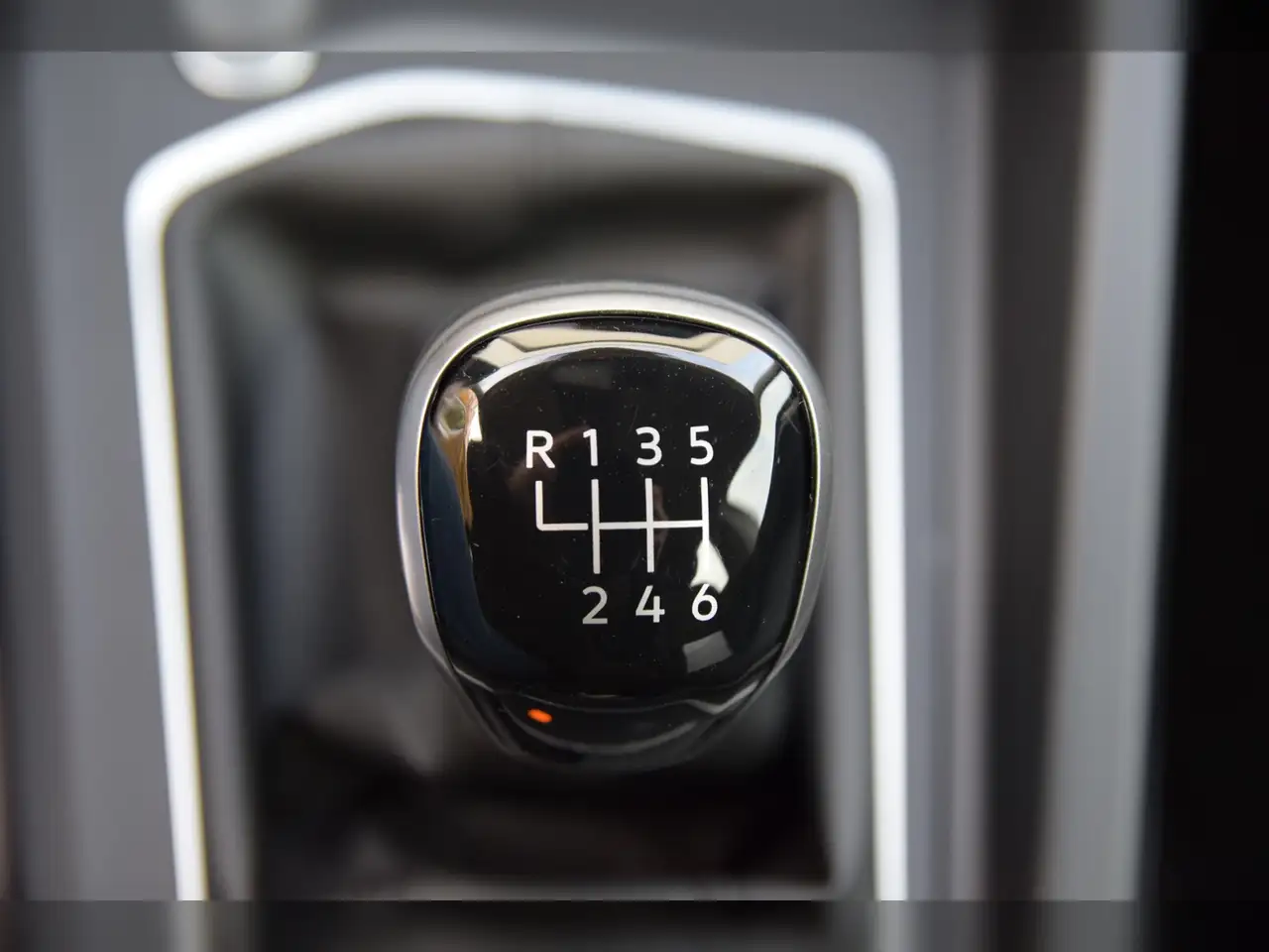 Volkswagen Golf VIII TSI Life LED - Navi 15