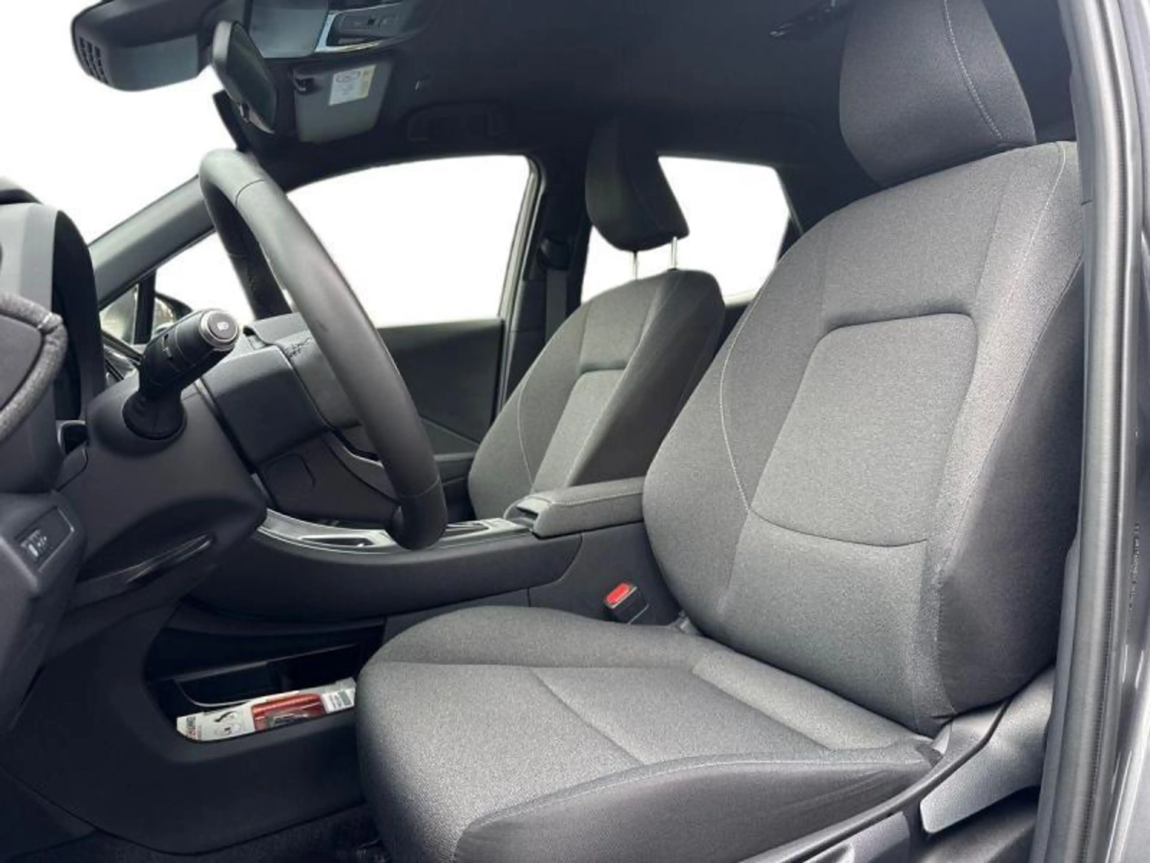 Lexus LBX Base+camera+dab+17inch alu velgen — photo 7