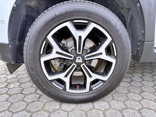 Dacia Duster view 7
