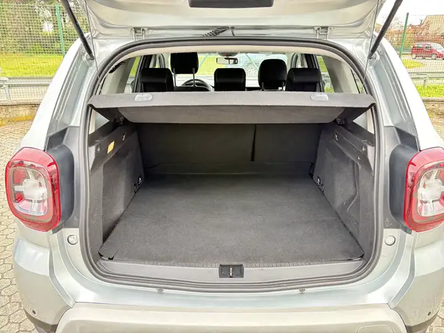 Dacia Duster view 15
