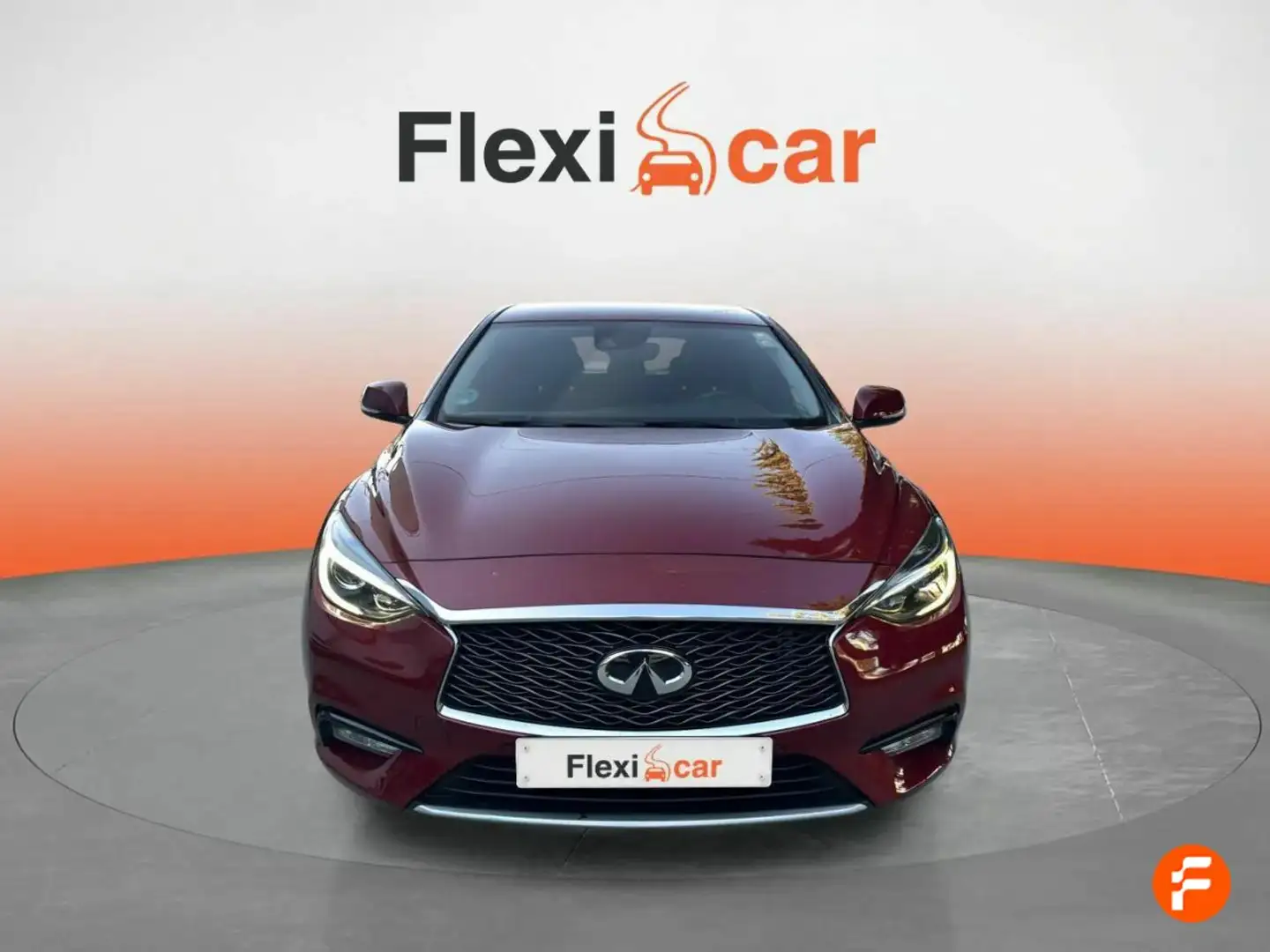 Infiniti Q30 1.6tc Premium 7DCT 156 Burdeos - 2