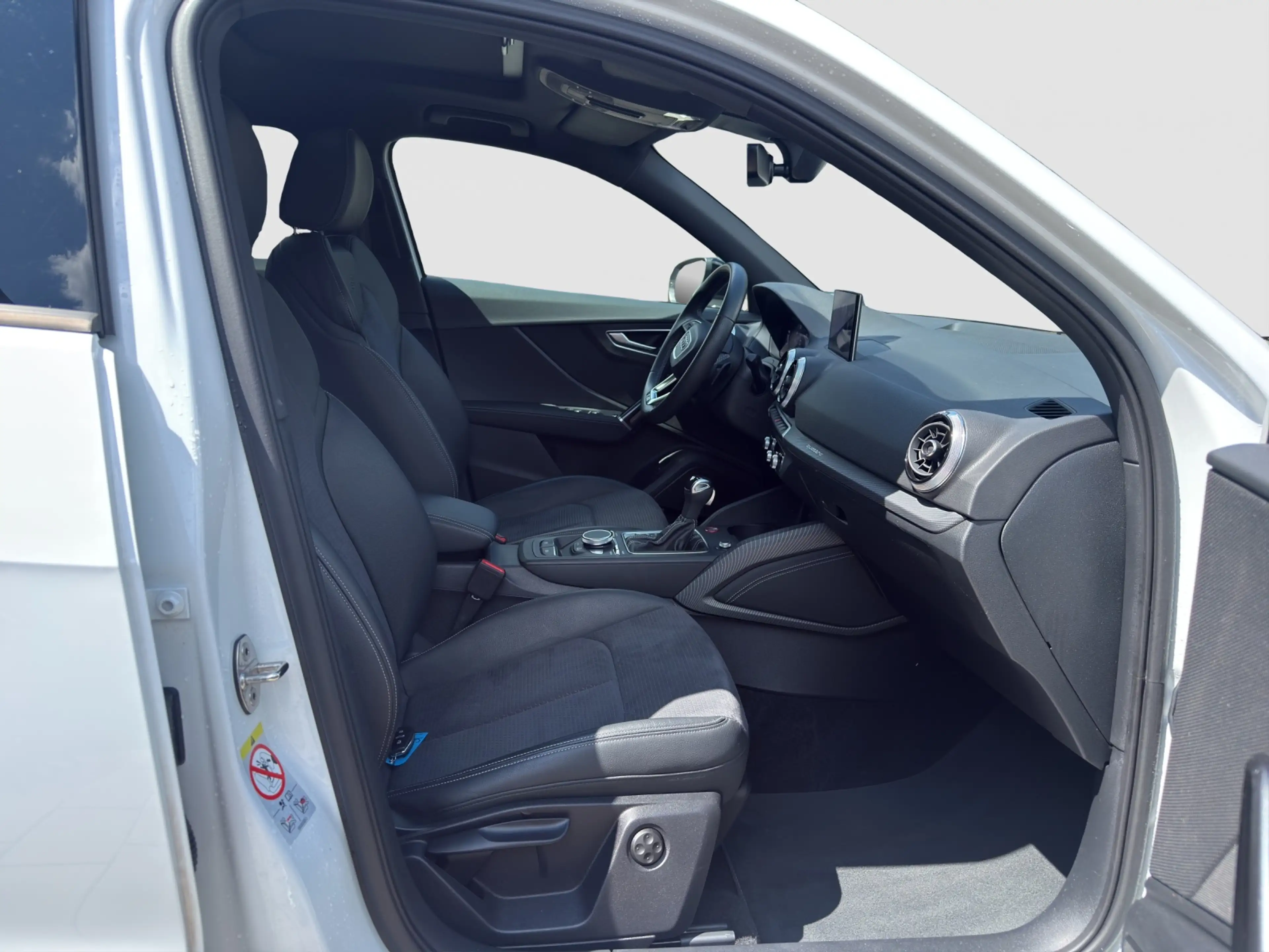 Audi SQ2 2.0 TFSI quattro s tronic PANO/SONOS/LED/RFK — photo 8