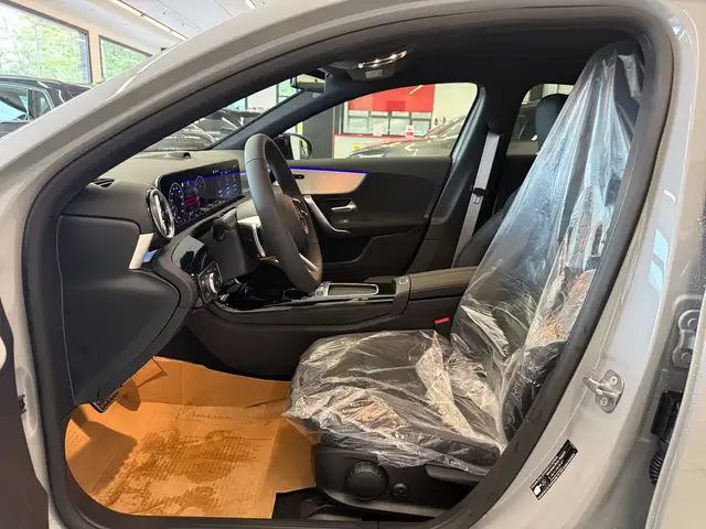 Mercedes-Benz A-Class view 8