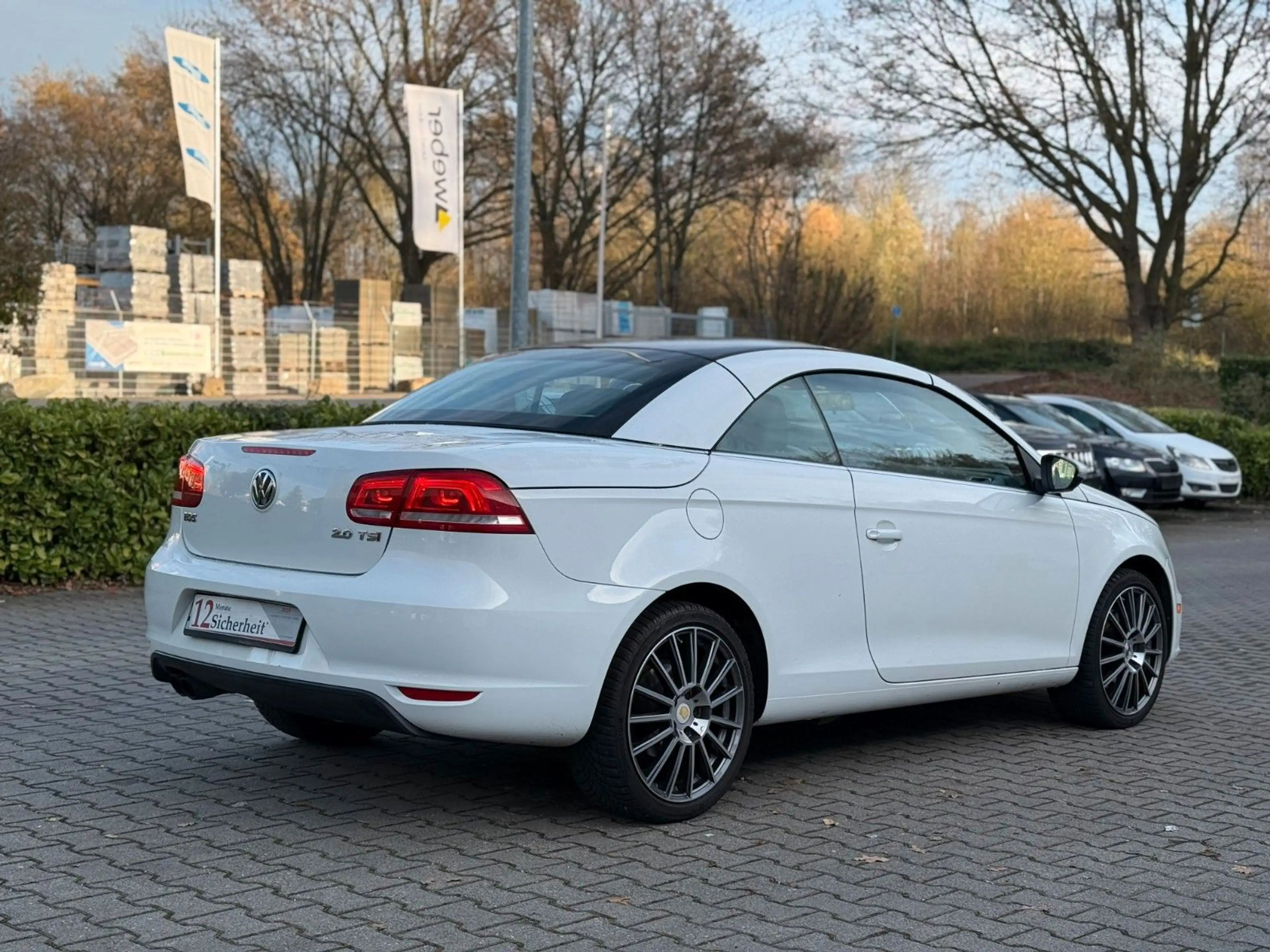 Volkswagen Eos Leder* Xenon* Navi* 2-Zonen-Klima*Leder* — photo 10