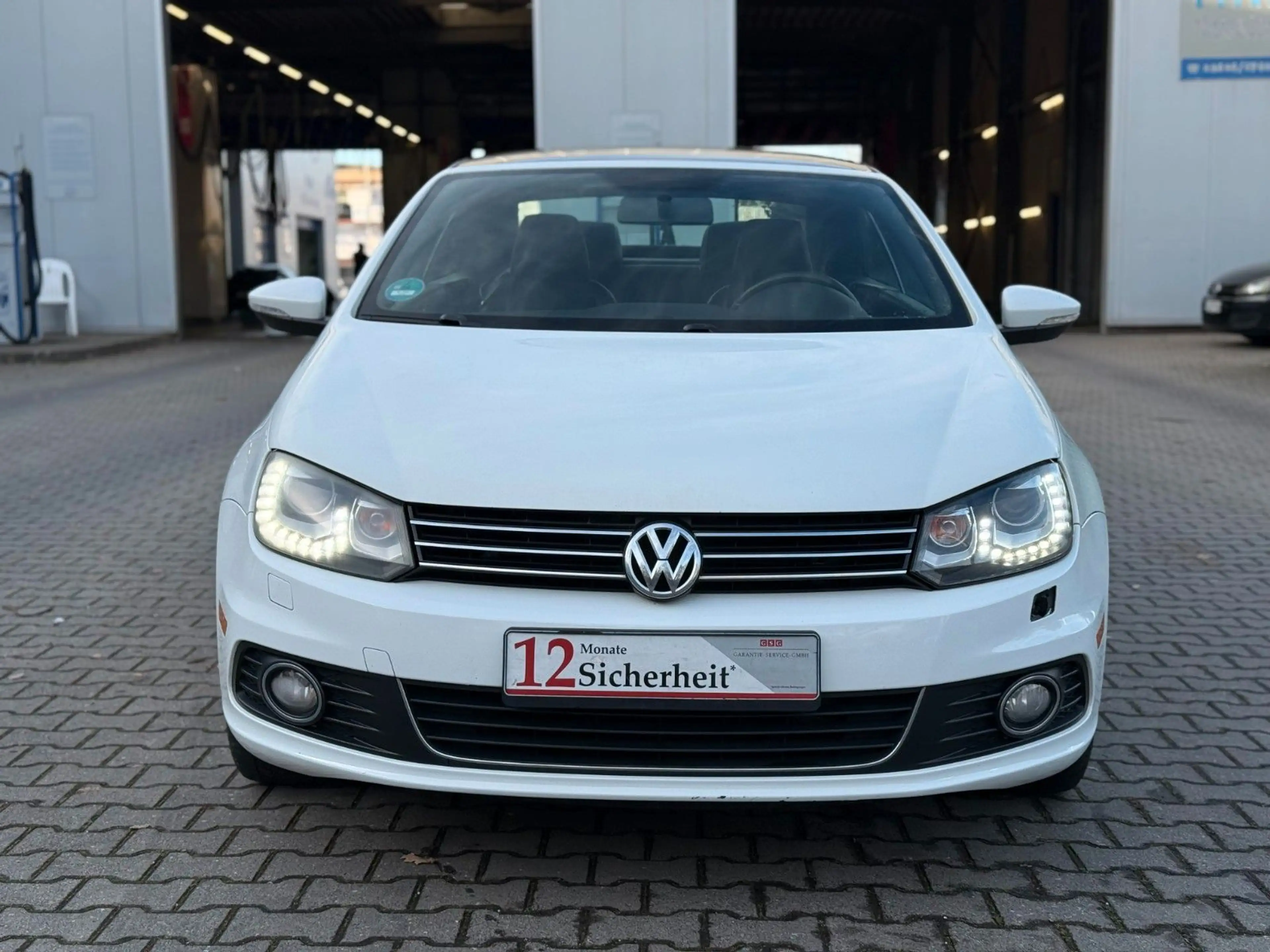 Volkswagen Eos Leder* Xenon* Navi* 2-Zonen-Klima*Leder* — photo 4