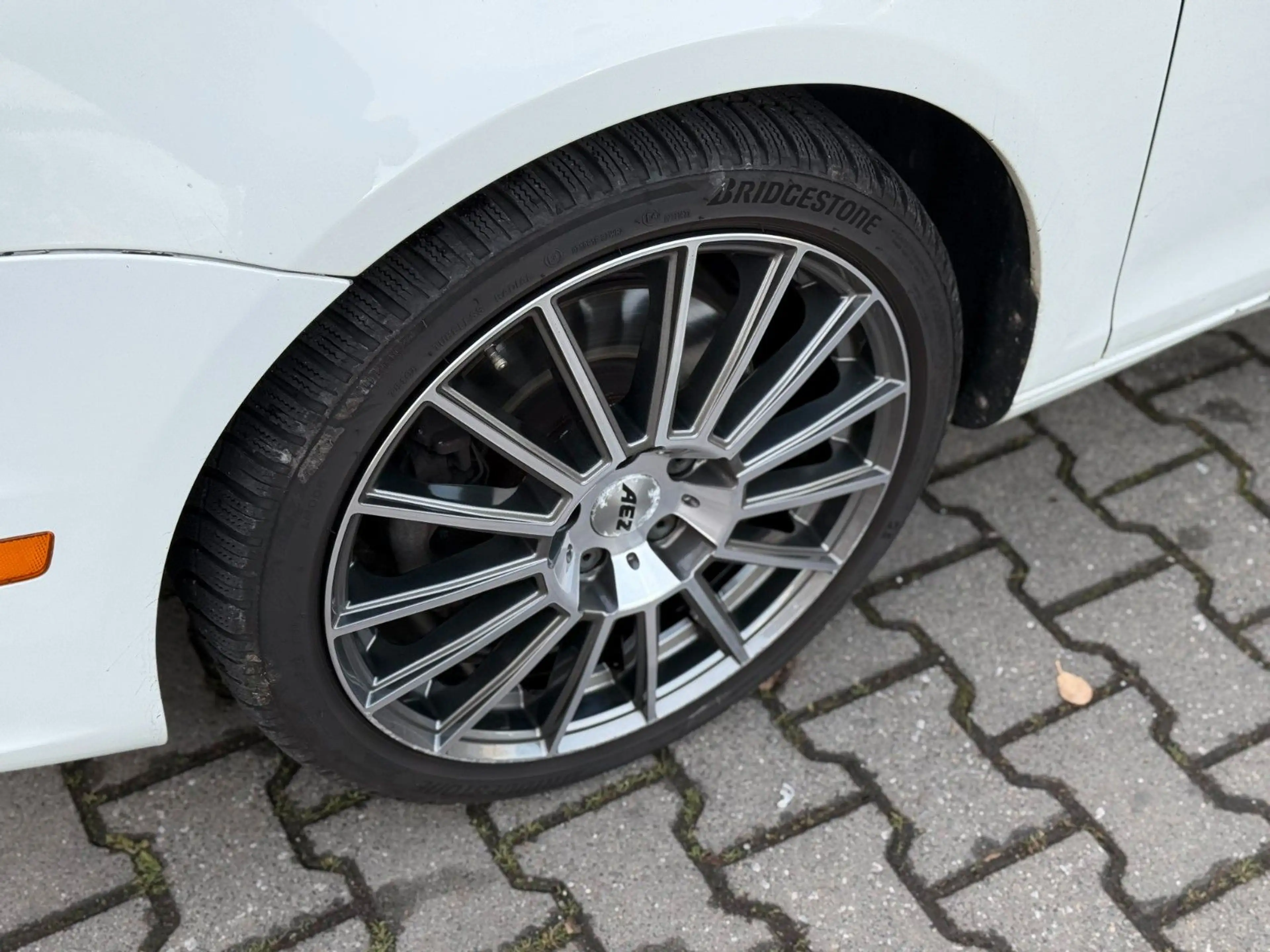 Volkswagen Eos Leder* Xenon* Navi* 2-Zonen-Klima*Leder* — photo 14