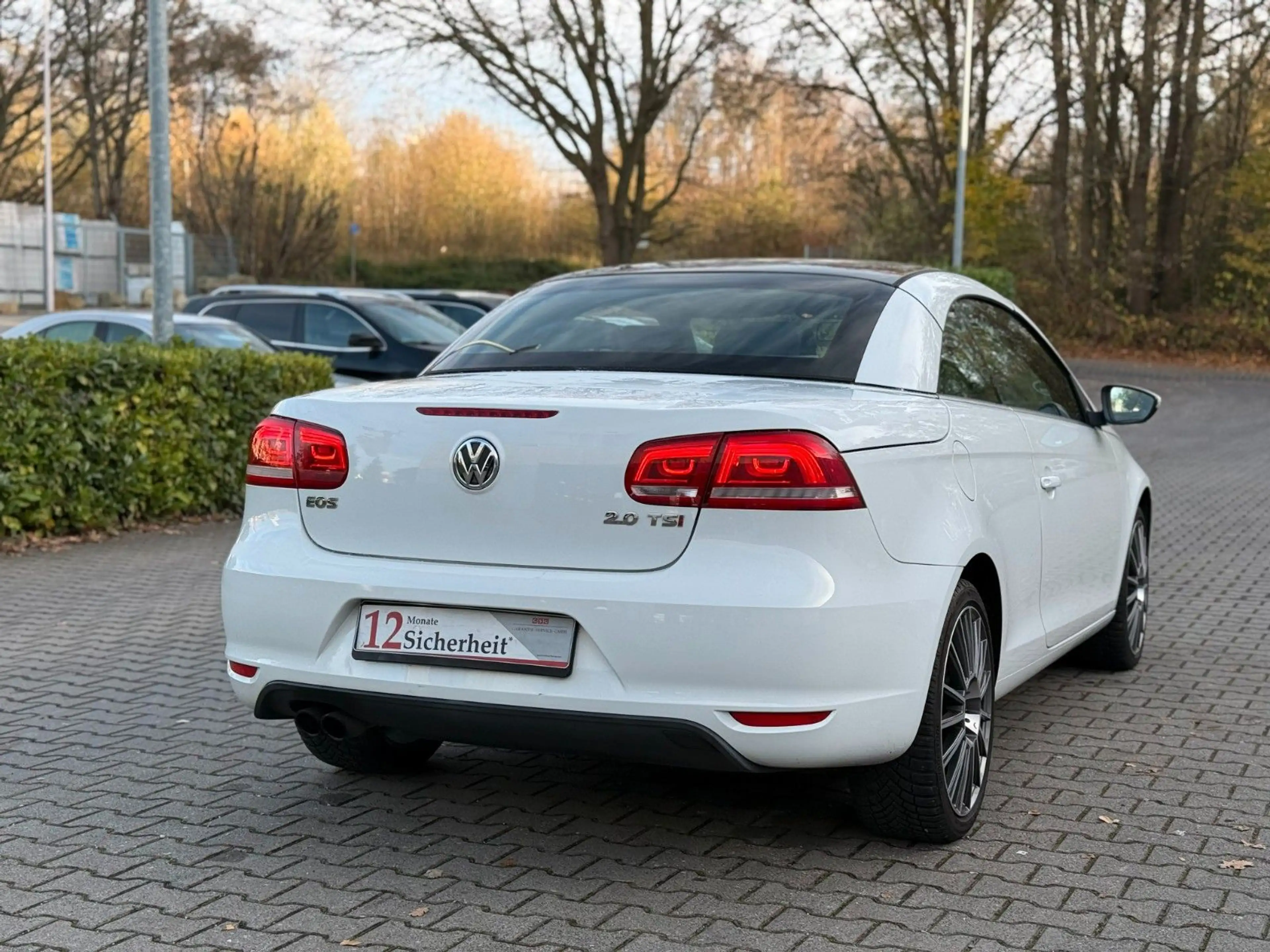 Volkswagen Eos Leder* Xenon* Navi* 2-Zonen-Klima*Leder* — photo 9