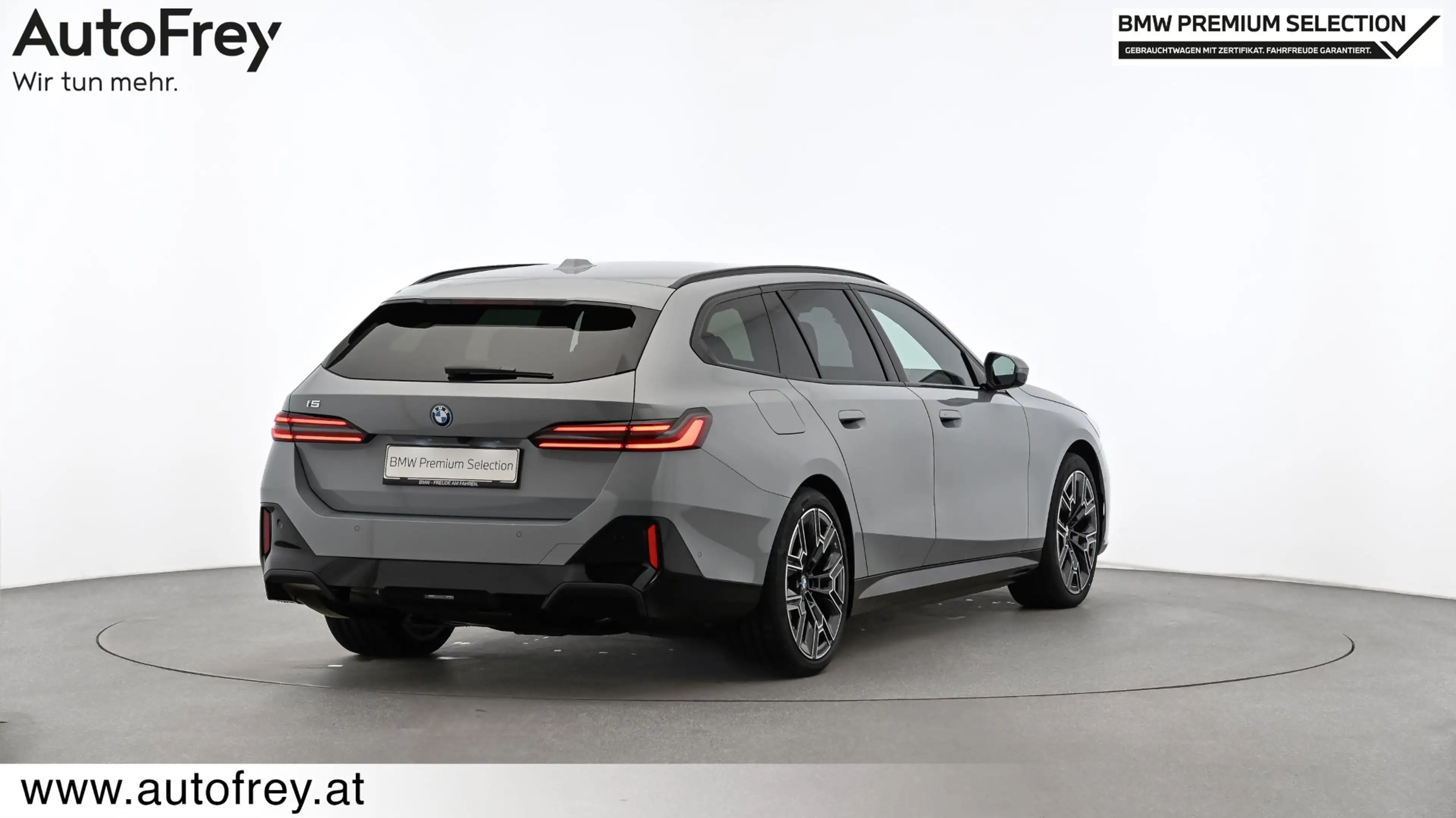 BMW i5 xDrive40 — photo 7