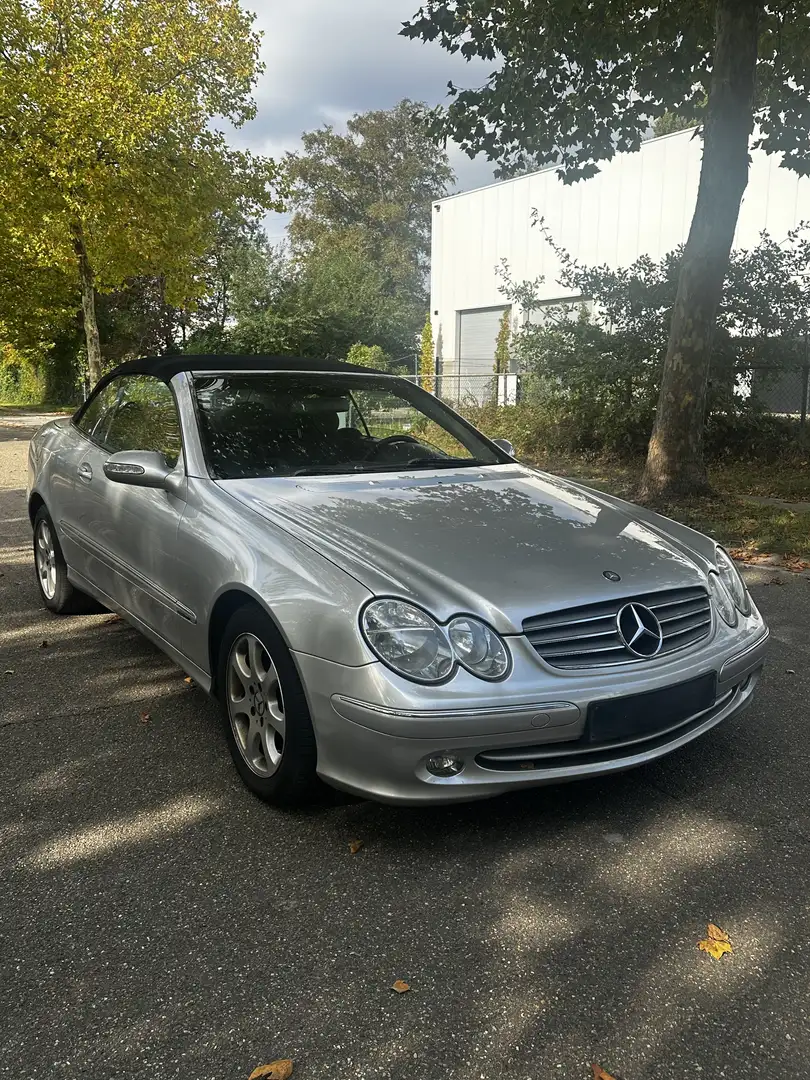 Mercedes-Benz CLK 200 Cabrio Elegance - 2