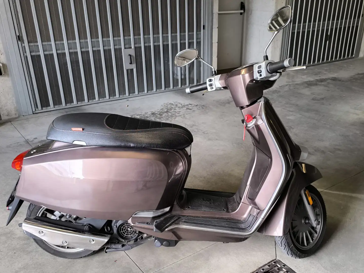 Lambretta V125 Brons - 1