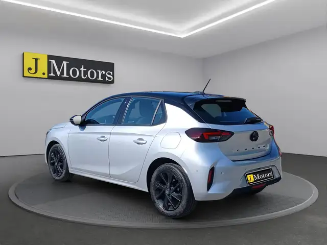 Opel Corsa view 3