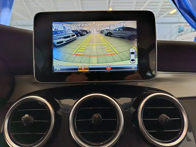 Mercedes-Benz GLC view 11