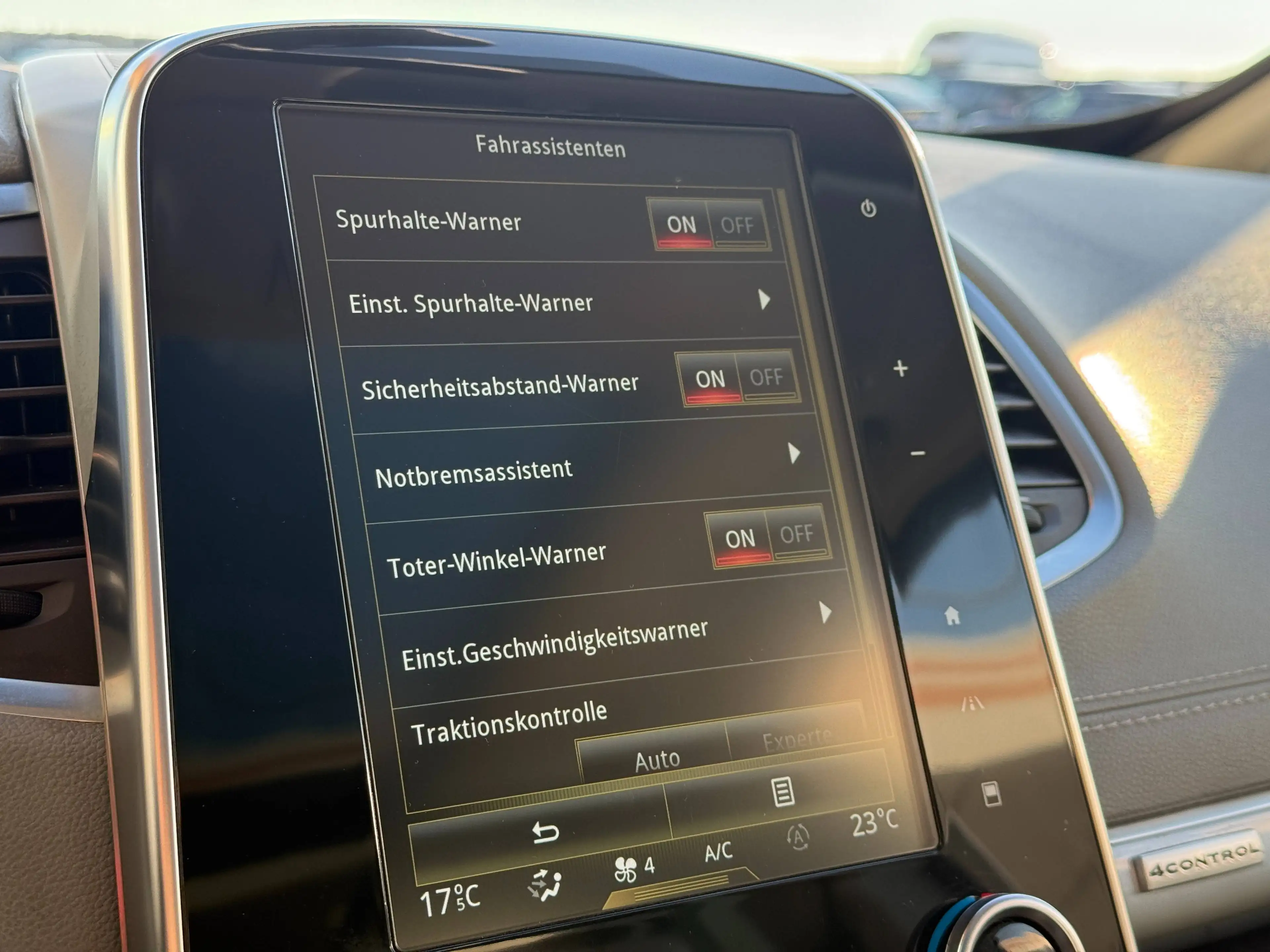 Renault Espace Initiale Paris HUD/Massage/PANO/7-Sitzer/ACC — photo 9