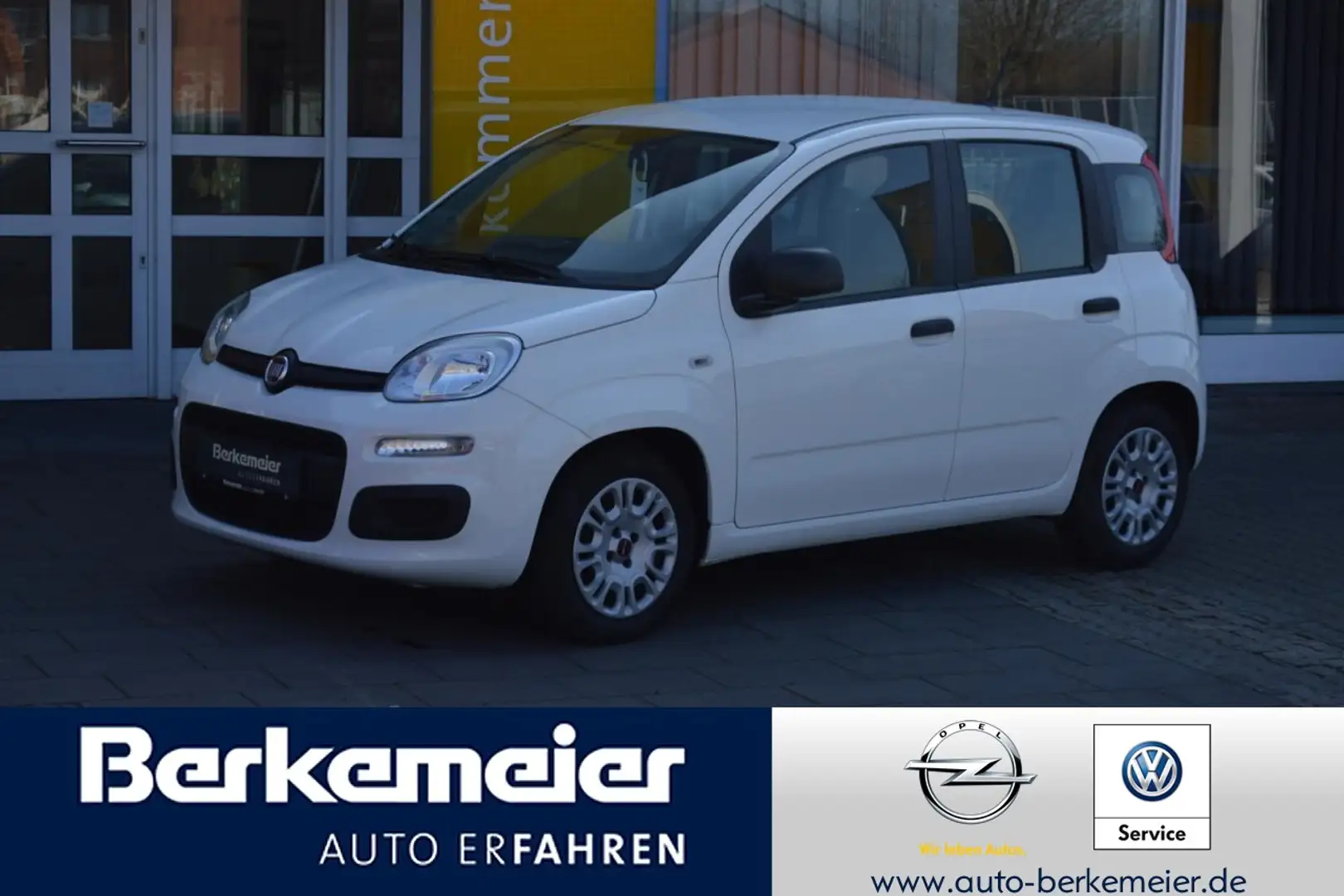 Fiat Panda Urban Hybrid 1.0 GSE/Klima/Radio/Bluetooth Blanc - 1