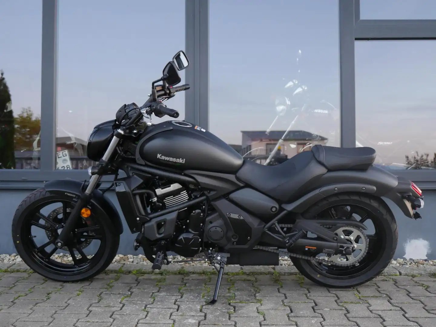 Kawasaki Vulcan S - dt. Modell 2025 - TOP - 2