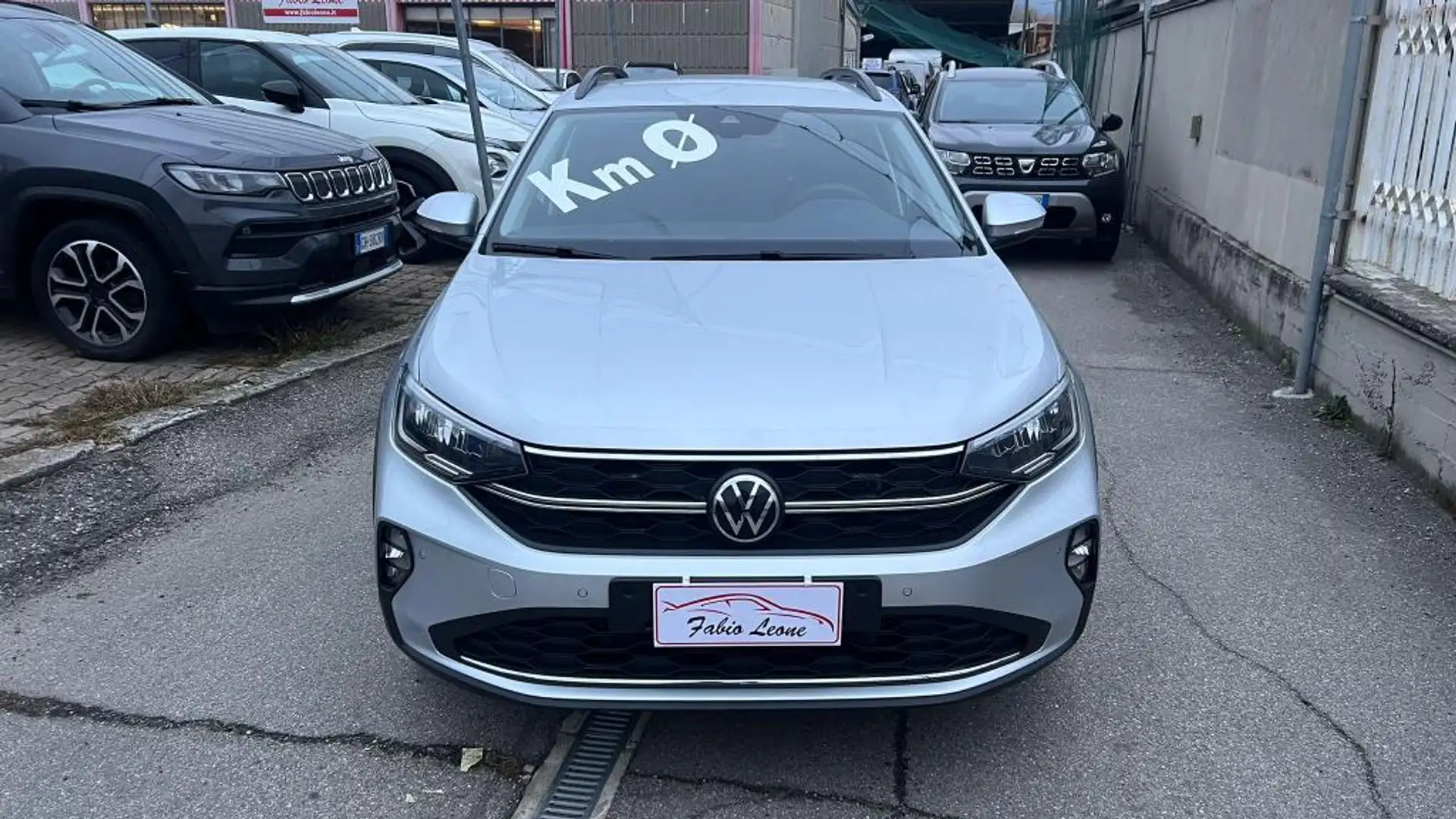 Volkswagen Taigo 1.0 tsi Edition Plus 115cv Grau - 2