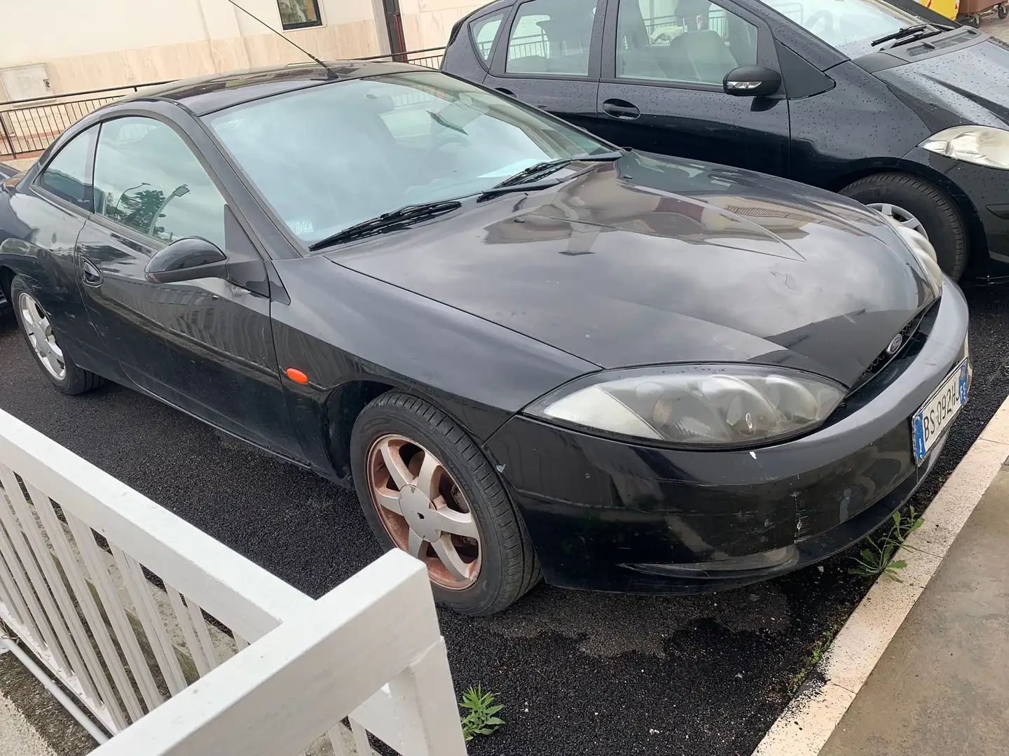 Ford Cougar 2.5 V6 - 2