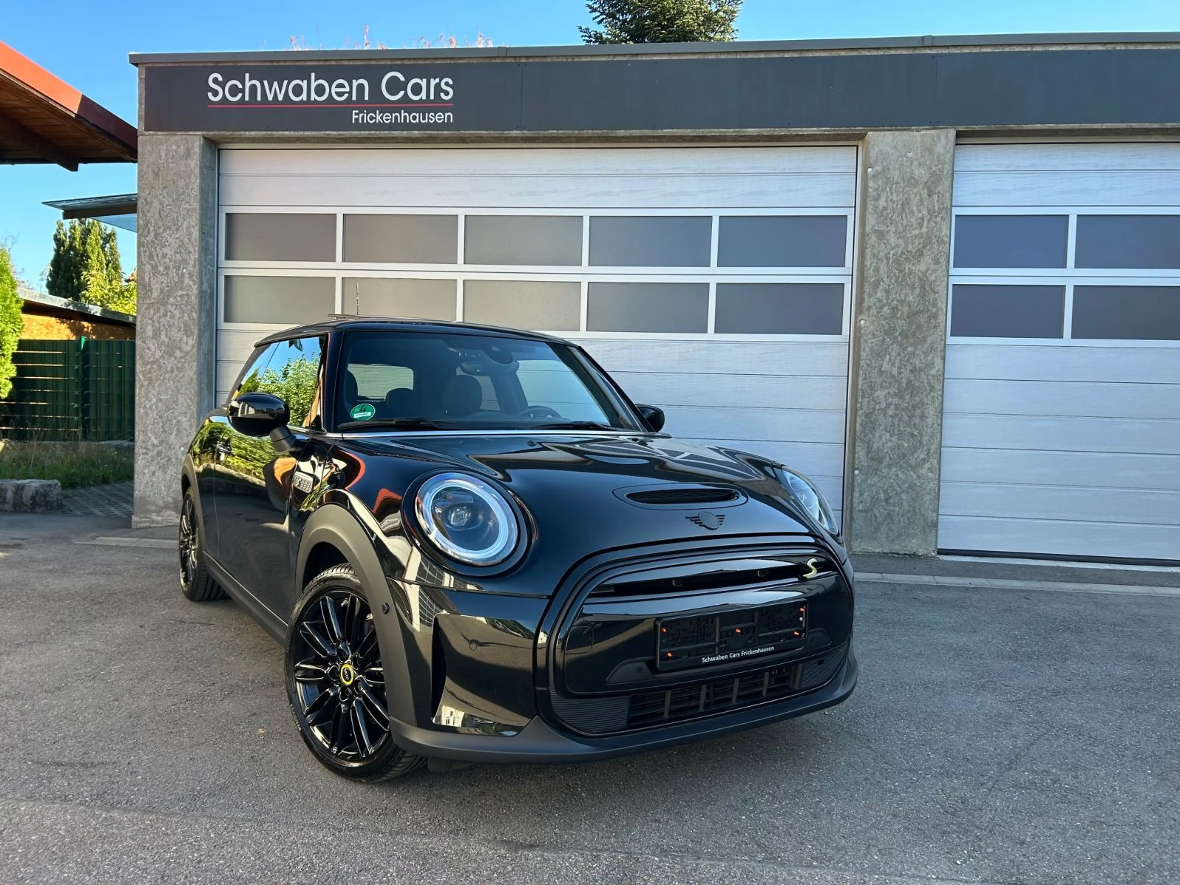 MINI Cooper SE Facelift Pano HUD HiFi H&K Kamera — photo 10