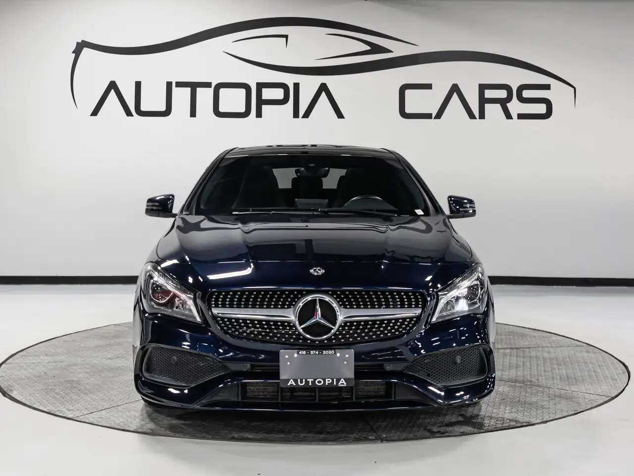 Mercedes-Benz CLA снимка Mercedes-Benz CLA