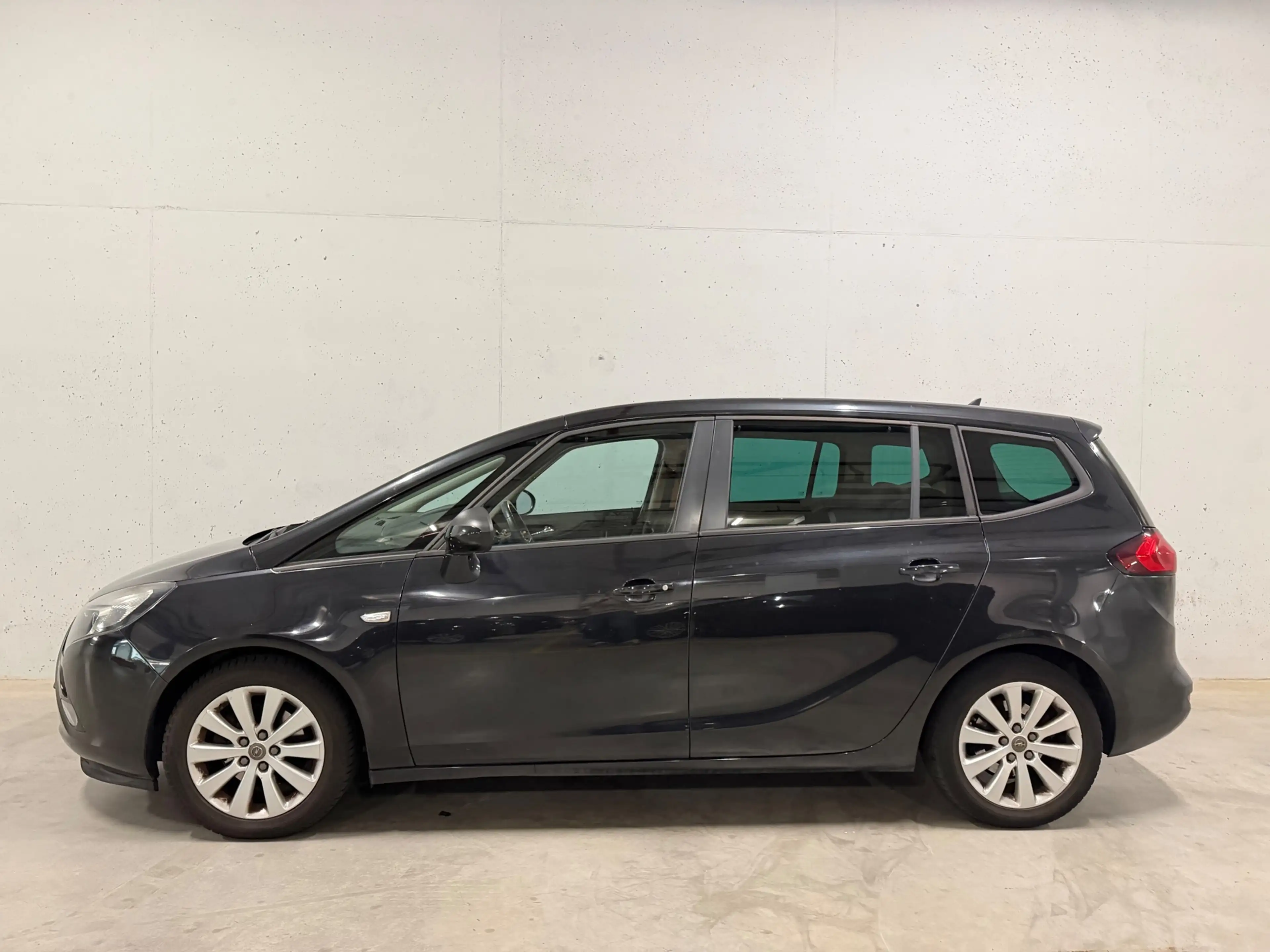 Opel Zafira Tourer 1.4 Cosmo 7p. Navi Camera Cruise Airco Trekhaak — photo 2
