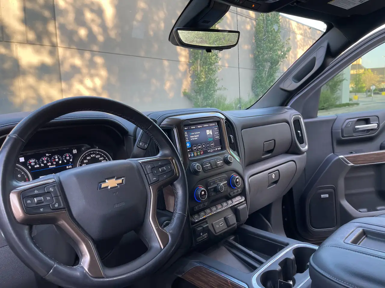 Chevrolet Silverado 1500 снимка Chevrolet Silverado 1500