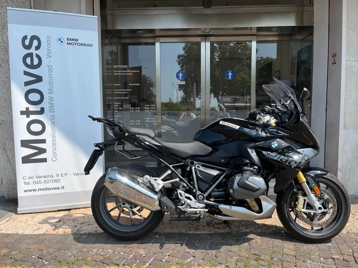 BMW R 1250 RS Triple Black Abs my23 Negru - 1