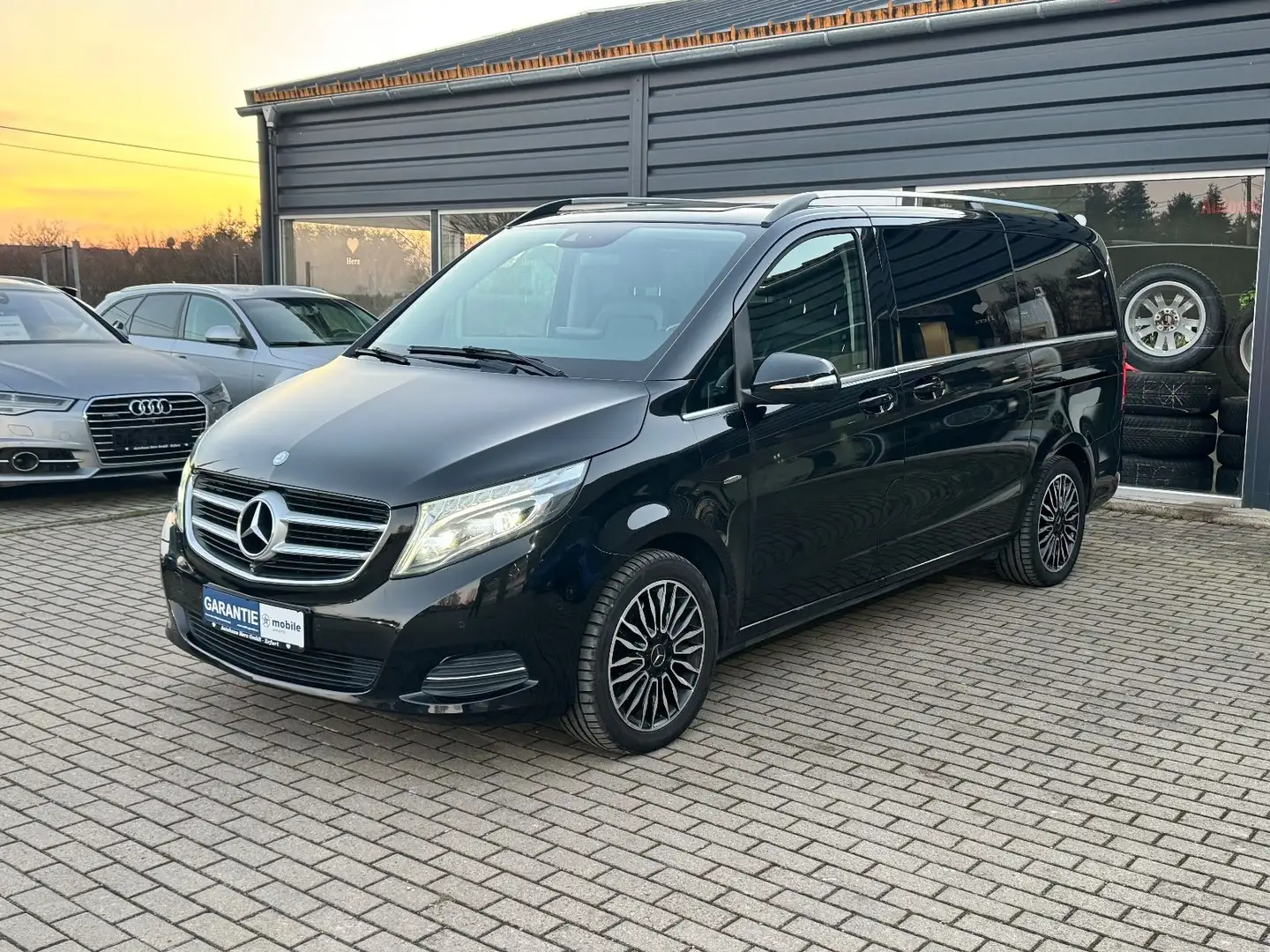 Mercedes-Benz V 250 V250d*Garantie*Standh*AHK*Leder*360°*lang* Schwarz - 1