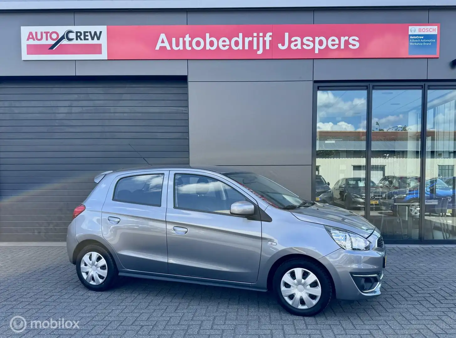 Mitsubishi Space Star 1.0 Cool+ Grau - 2