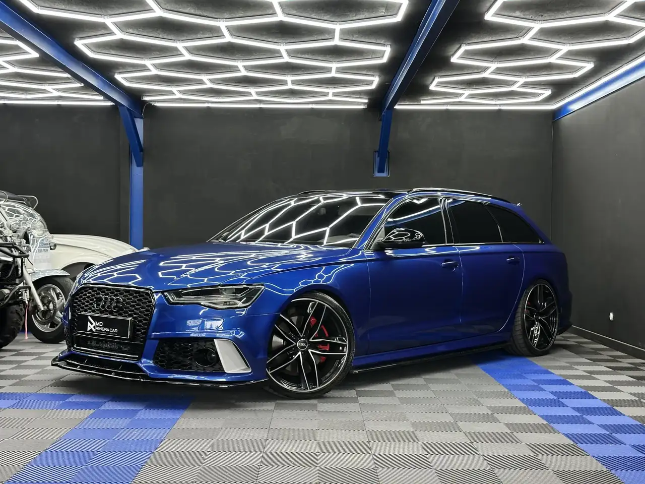 Audi A6 AVANT 3.0 V6 BiTDI 326CH QUATTRO - COMPETITION (AUDI EXCLUSIVE - RS6) — photo 1 of 30