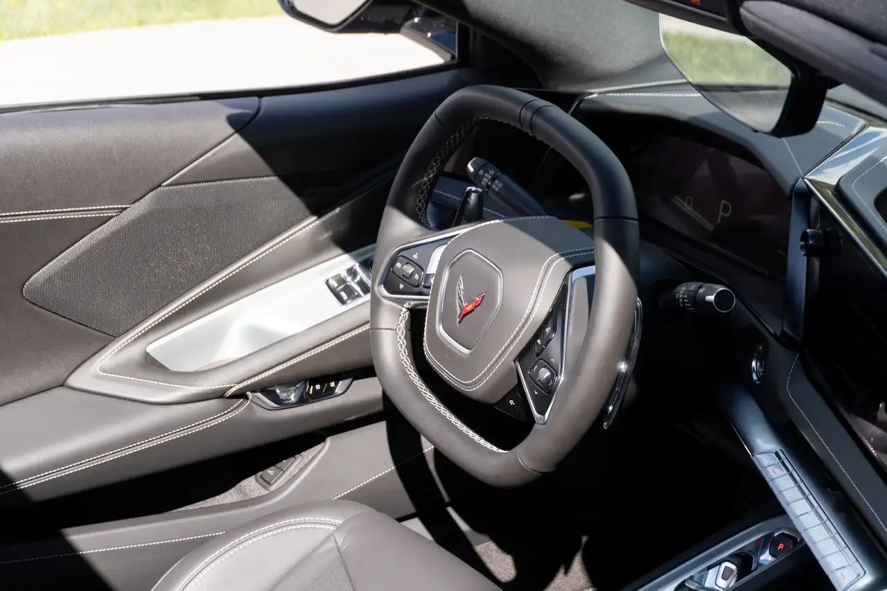 Chevrolet Corvette снимка Chevrolet Corvette