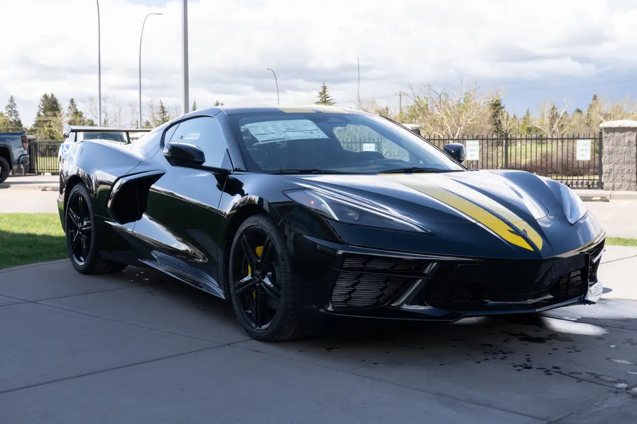 Chevrolet Corvette снимка Chevrolet Corvette