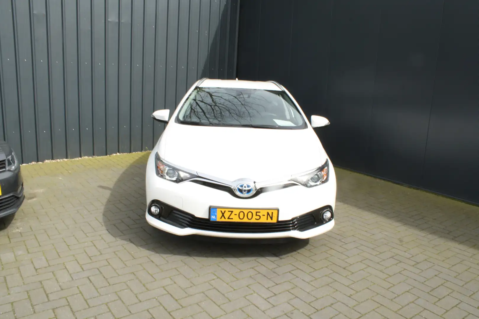 Toyota Auris Touring Sports 1.8 Hybrid Active Wit - 2