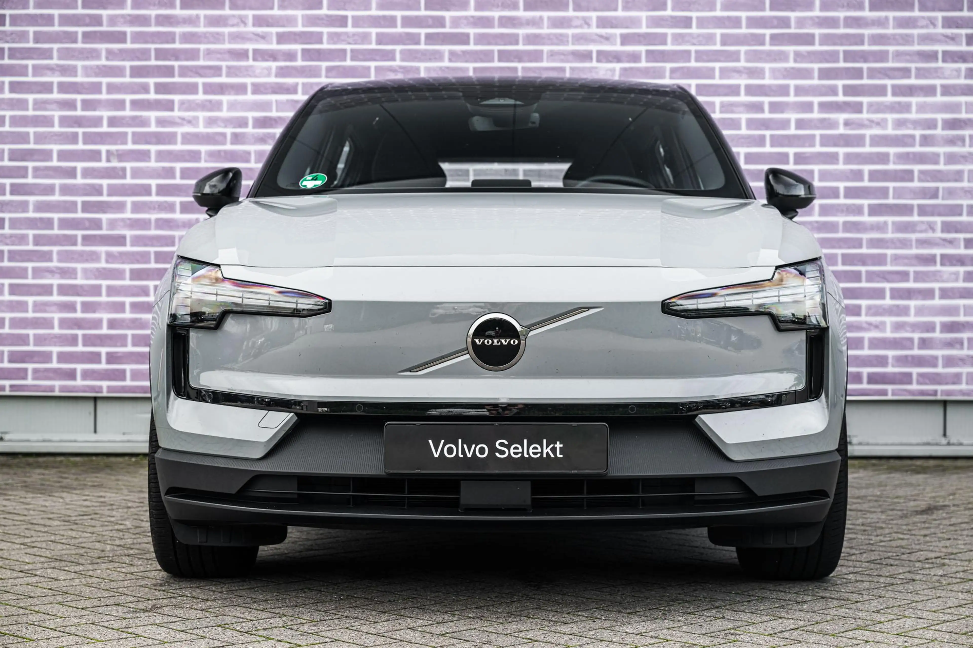 Volvo EX30 Single Motor Extended Range Plus 69 kWh | Stoel en — photo 8