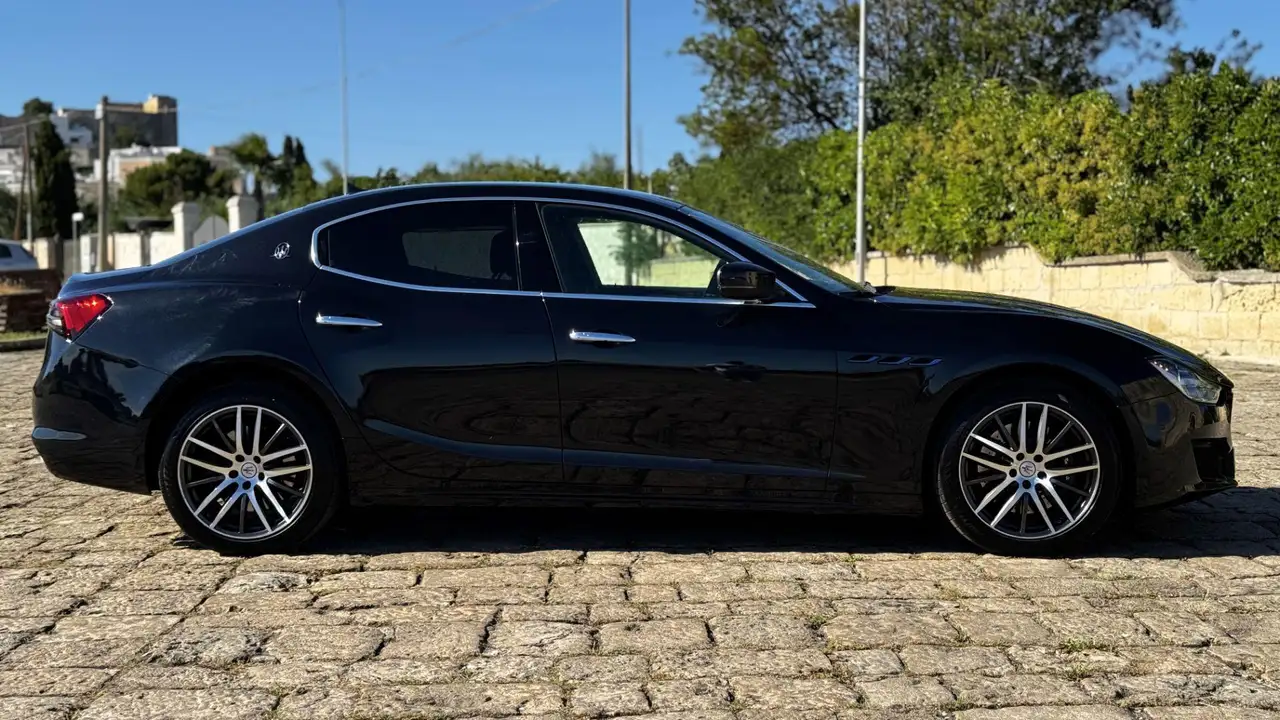 Maserati Ghibli 2021 — фото 29