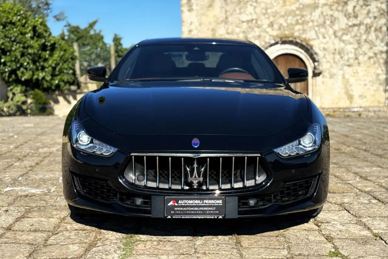Maserati Ghibli 2021 — фото 15