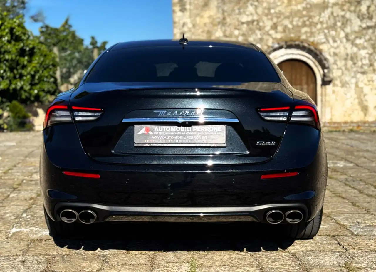 Maserati Ghibli 2021 — фото 13