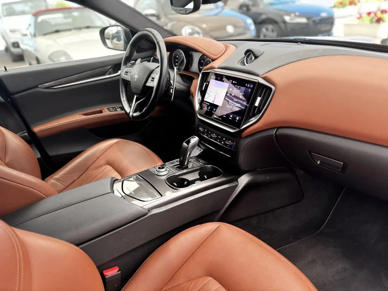 Maserati Ghibli 2021 — фото 10