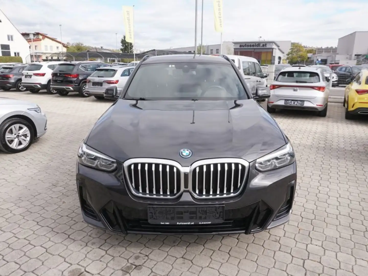 BMW X3 xDrive 30e PHEV Aut. *M-SPORT+LED+NAVI* Grau - 2