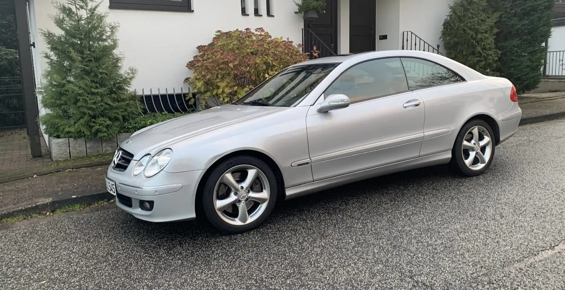 Mercedes-Benz CLK 280 CLK Coupe 280 7G-TRONIC Avantgarde Plateado - 1