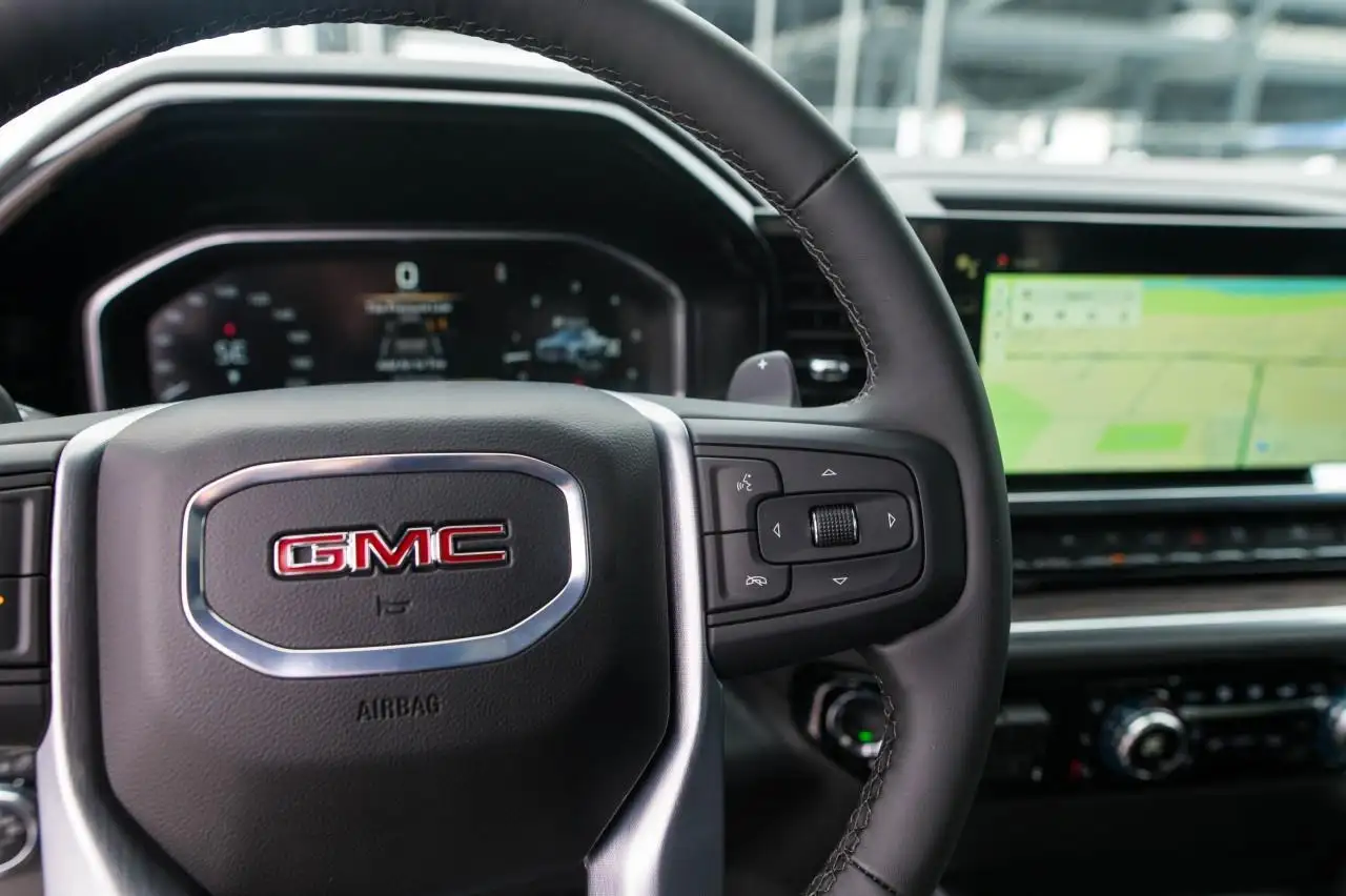 GMC Sierra 1500 снимка GMC Sierra 1500