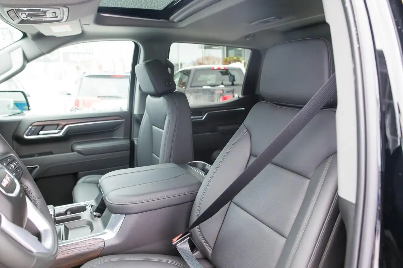 GMC Sierra 1500 снимка GMC Sierra 1500
