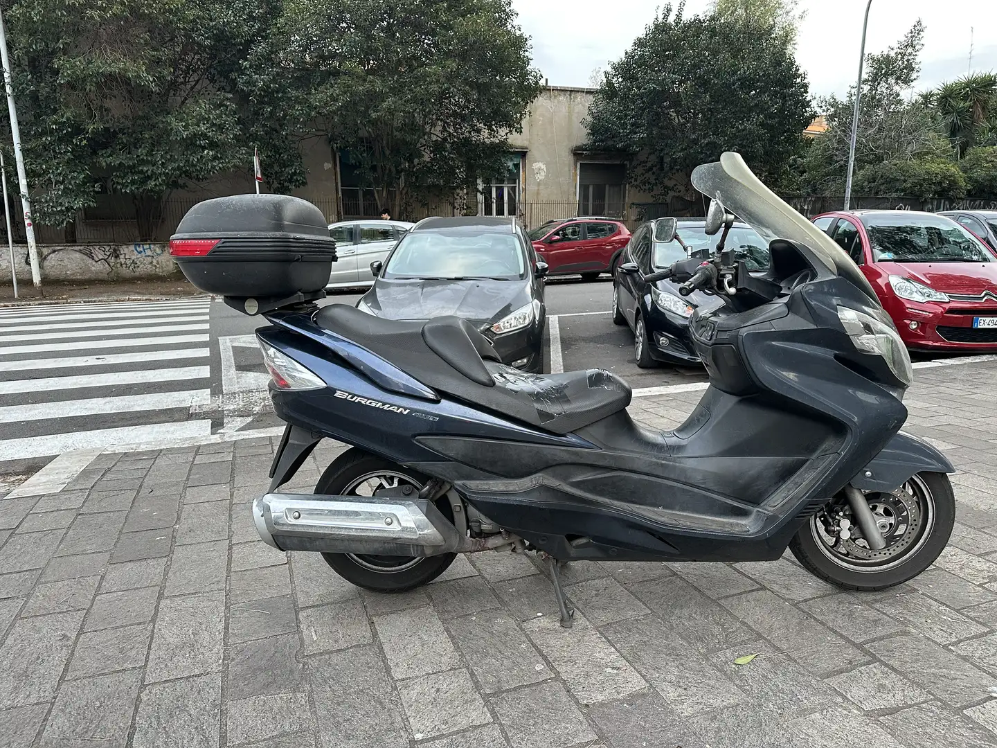 Suzuki Burgman 400 Azul - 2