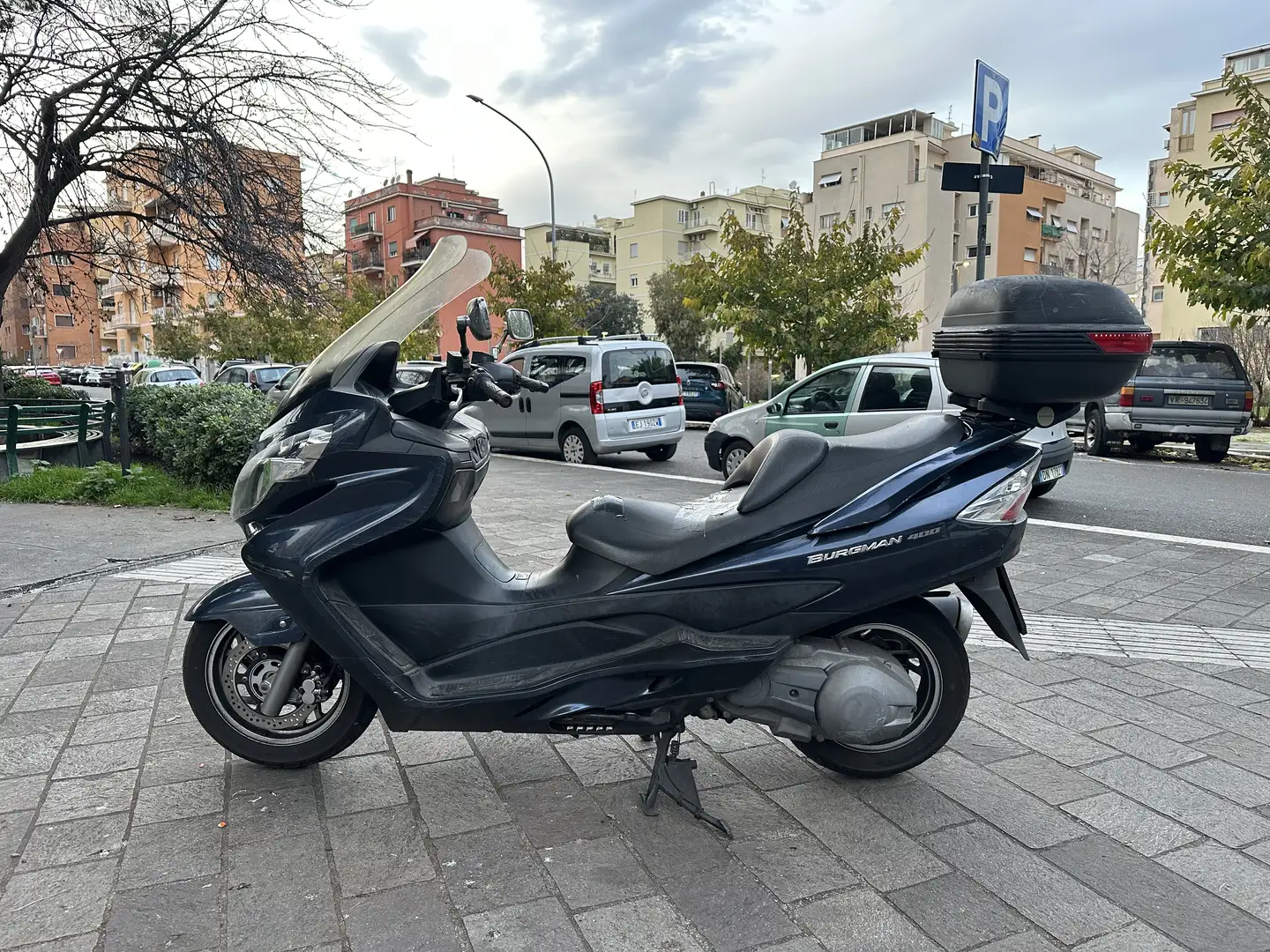 Suzuki Burgman 400 Azul - 1