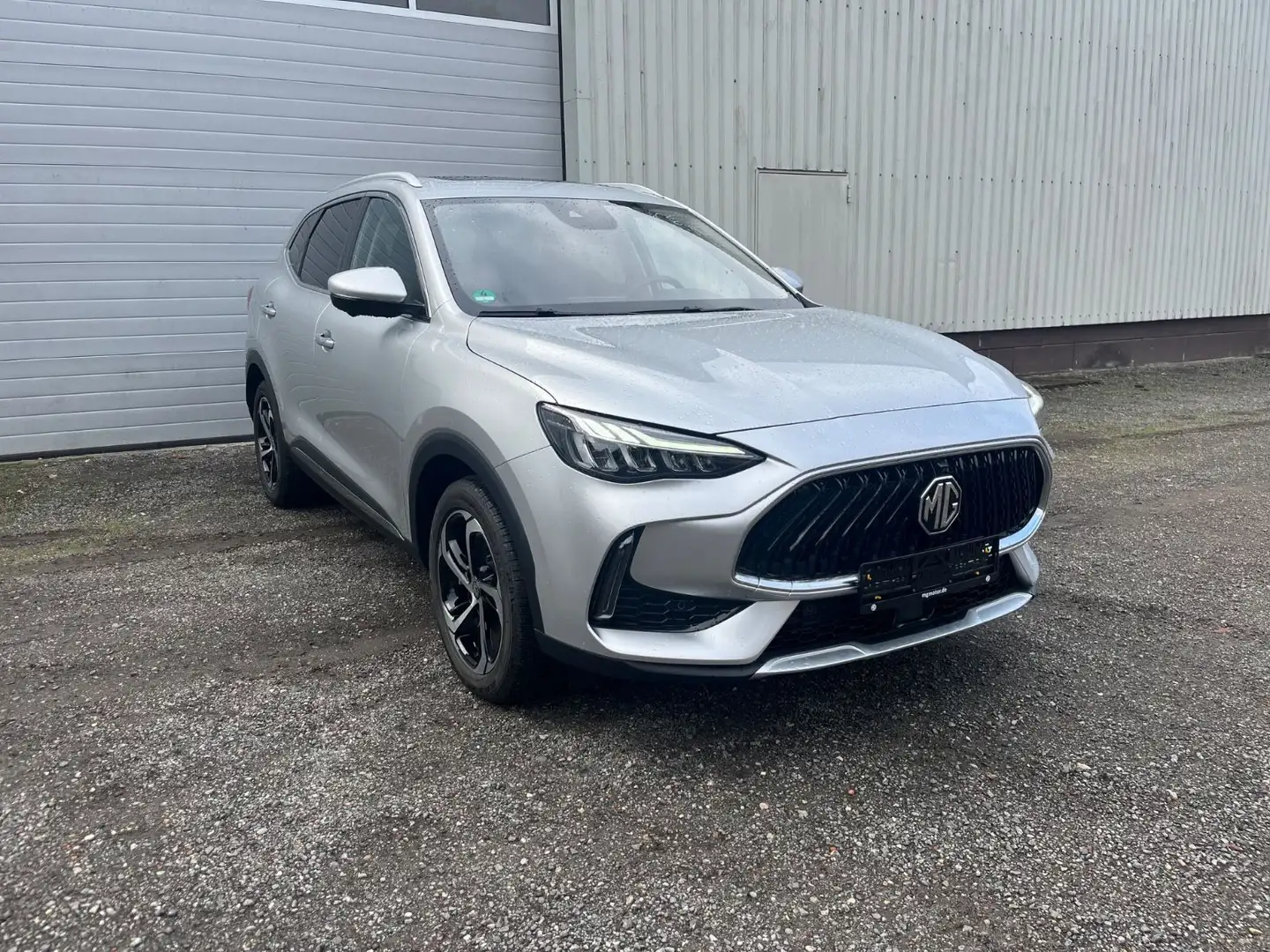 MG HS Luxury Silber - 1