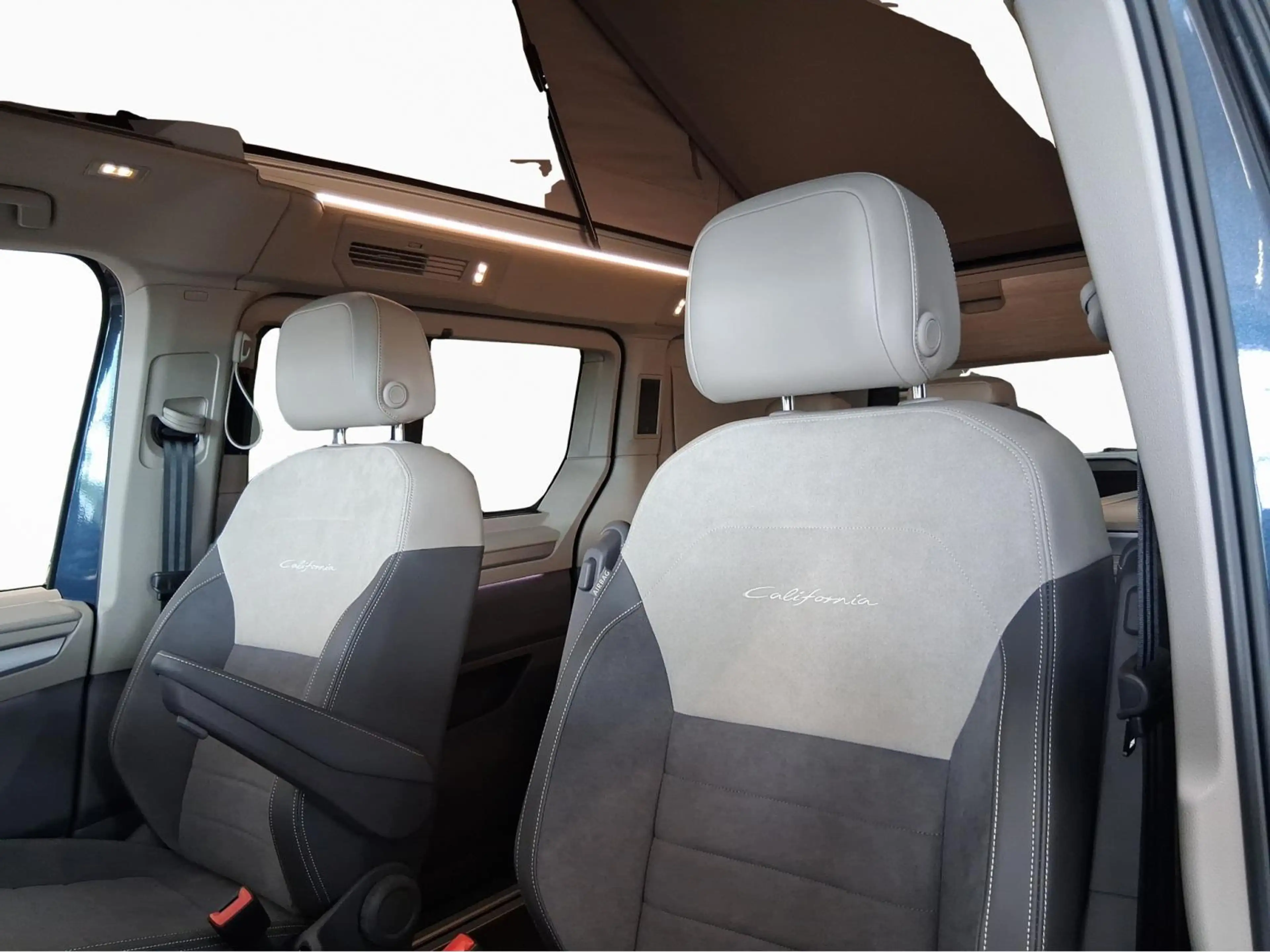 Volkswagen T7 California Ocean — photo 4