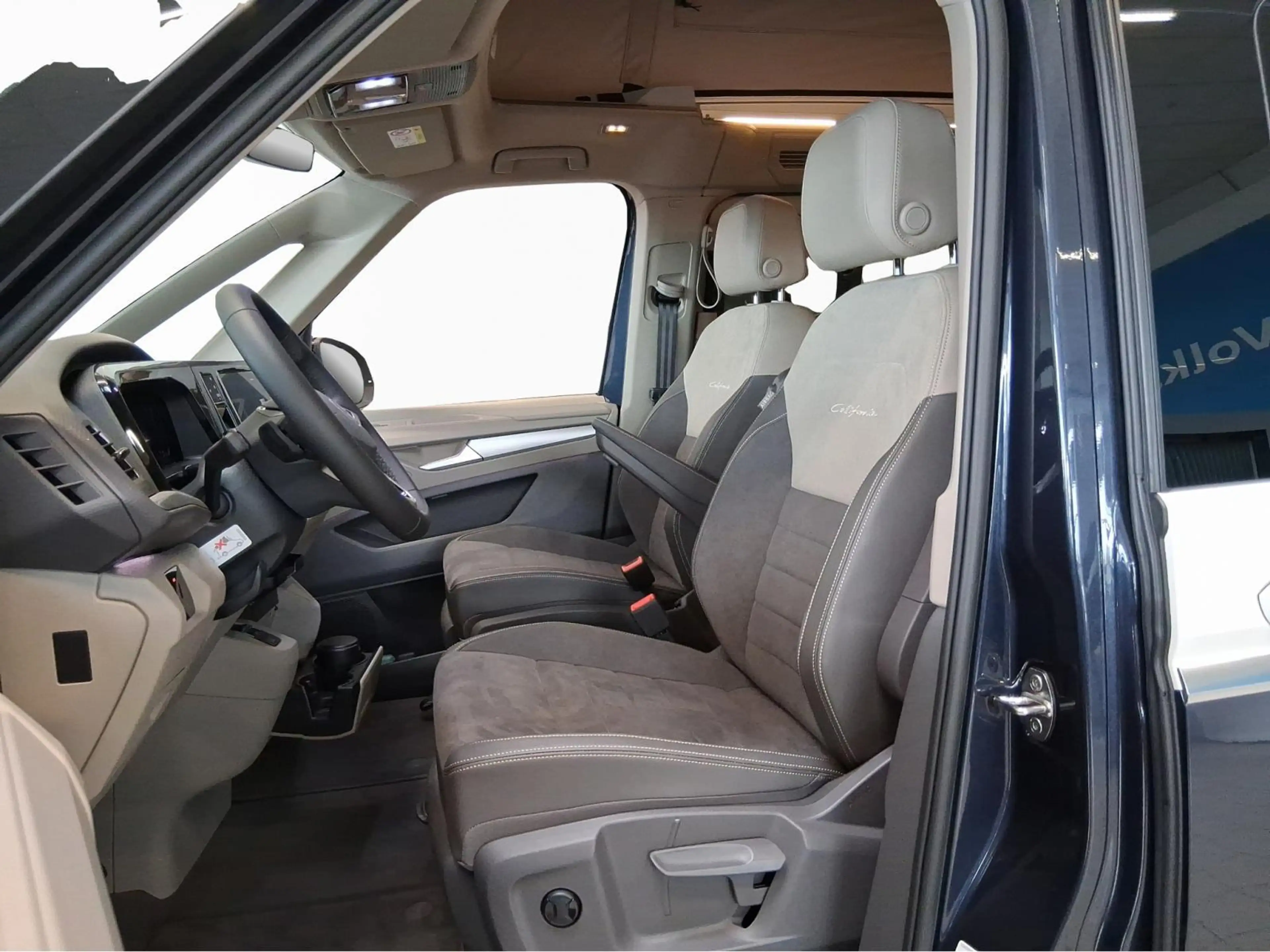 Volkswagen T7 California Ocean — photo 5