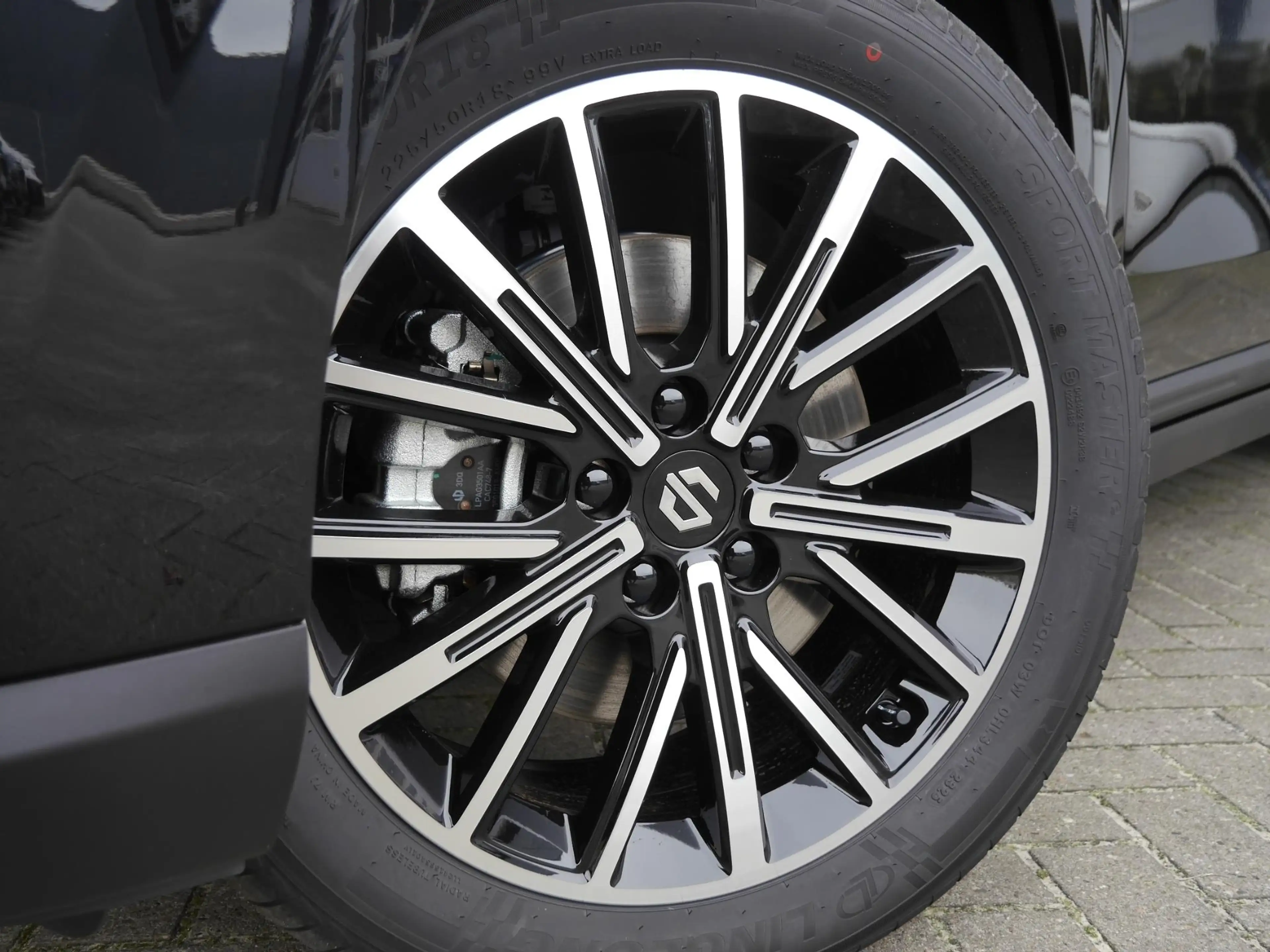 Leapmotor B10 Design ProMax 67.1 kWh | Navigatie | Rondom camera — photo 5