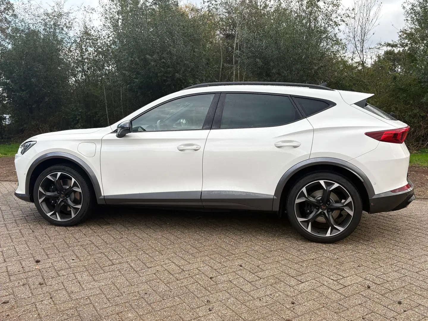 CUPRA Formentor VZ5 Formentor VZ5 1.4 e-Hyb Copper Edition White - 1