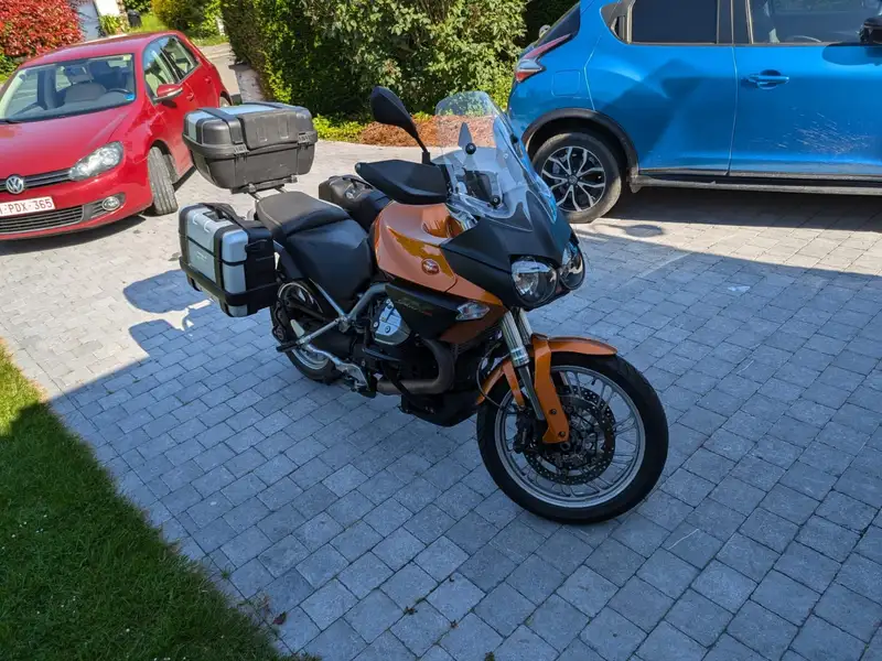 Moto Guzzi Stelvio 1200 - foto 2